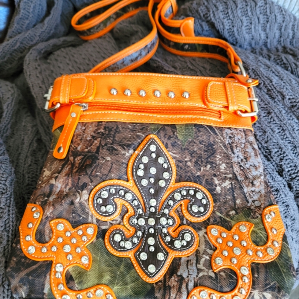 Cute fleur-de-lis/orange/camo purse